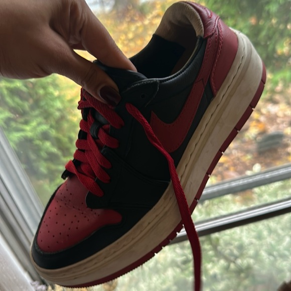 Air Jordan 1 Elevate Low SE in Red/Black - Picture 6 of 6